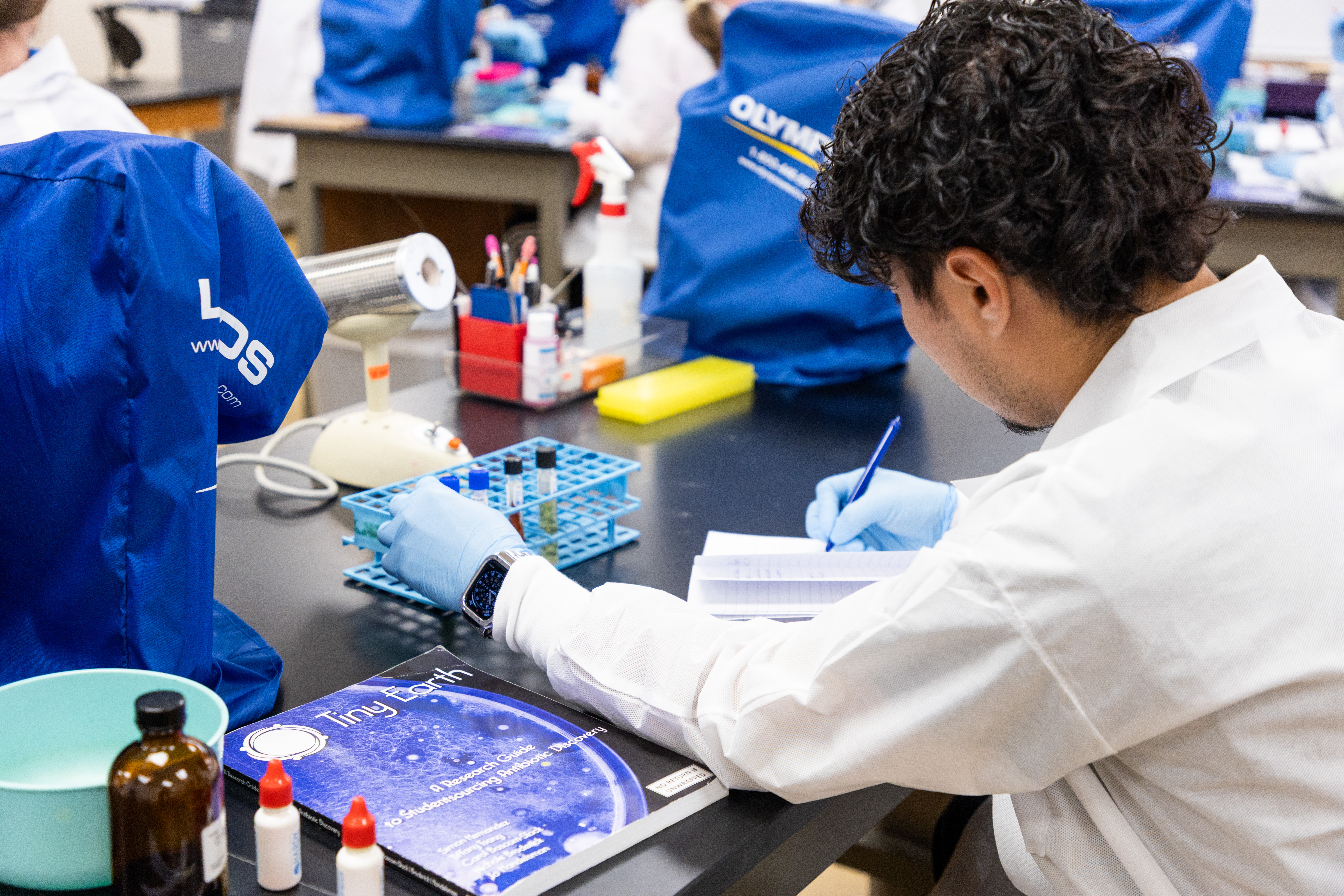 Hundreds of Wisconsin students present research tackling antibiotic resistance