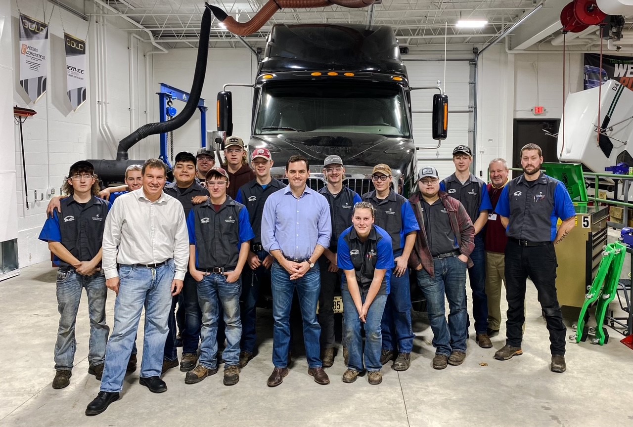 Congressman Gallagher visits Ahnapee Diesel Center, a partnership between NWTC and Luxemburg-Casco School District that is building education pathways for our future workforce. 