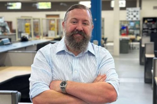 College of STEM faculty member receives 2025 Distinguished Alumni Award