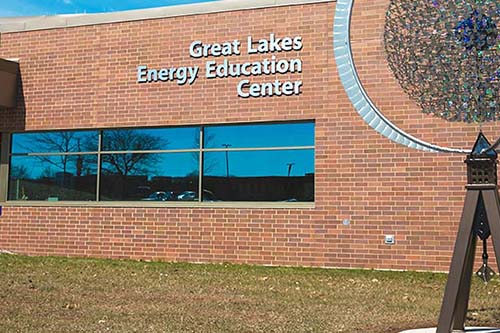 <p style="font-size: 28px">Energy Education and Workforce Training</p>
<br />
<br />
NWTC offers classes and customized training for current and aspiring energy professionals in power generation, distribution, and conservation.