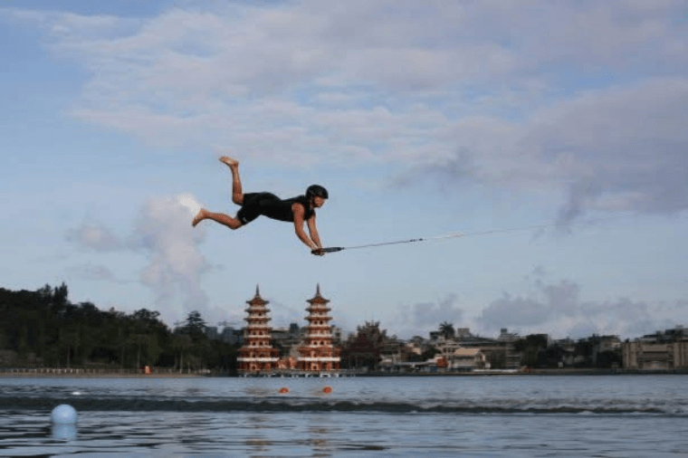 Elaine Fatla performing in a waterskiing competition. 