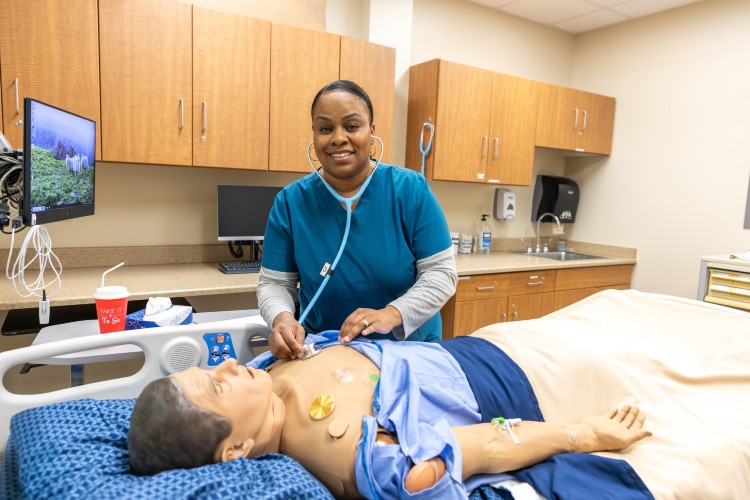 Image of NWTC nursing student