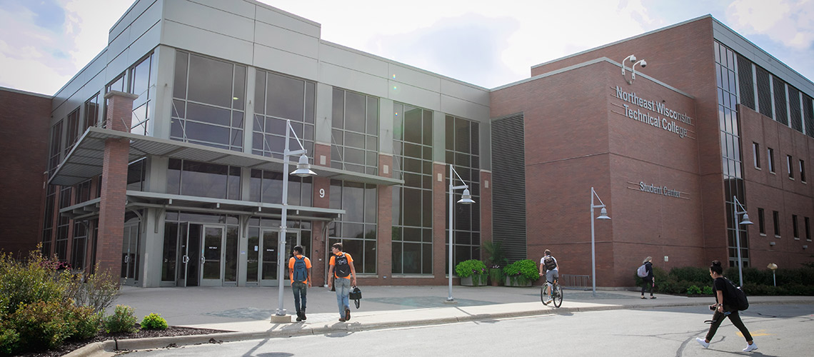 Entrance to the Student Center of the Green Bay Campus