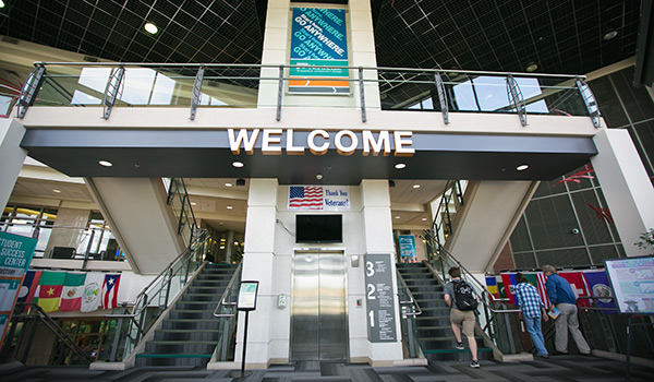 Entrance to the welcome center on the Green Bay Campus