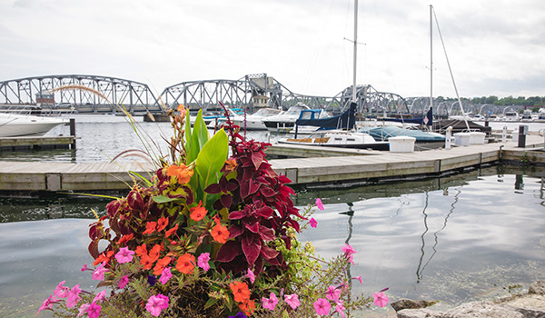 Sturgeon Bay photo of bridges